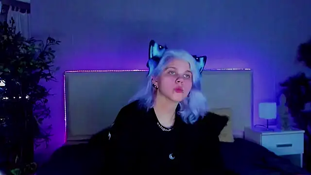 JoannLowe online show from January 2025 09:25:01 PM