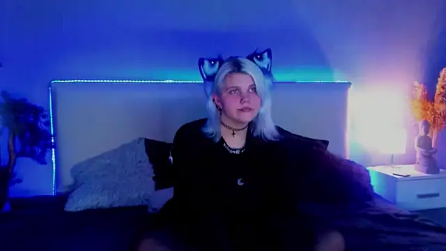 JoannLowe online show from March 2025 09:12:02 PM