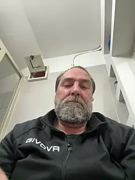 ros217 online show from February 2026 04:58:02 PM