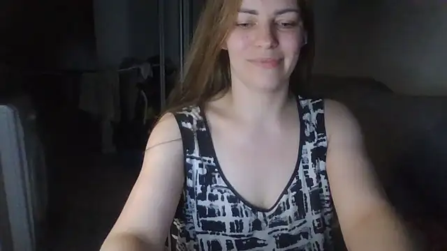 Snapshot of AnnaDiamond1 chatting on June 2026 10:14:02 PM AnnaDiamond1 online show from June 2026 10:14:02 PM