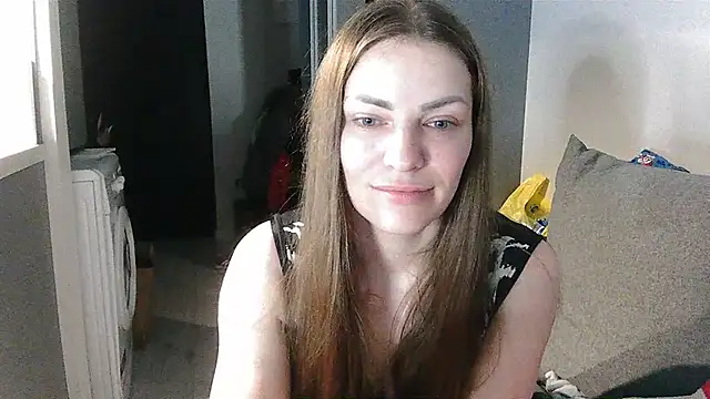 Snapshot of AnnaDiamond1 chatting on July 2026 09:43:01 PM AnnaDiamond1 online show from July 2026 09:43:01 PM