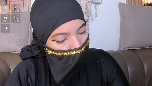 malak nanyy online show from July 2026 04:37:02 AM