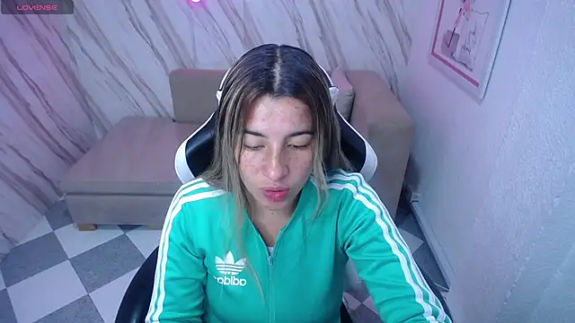 Valerie b online show from February 2025 03:07:01 AM