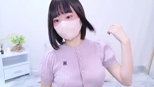 Snapshot of Im_Yu-na chatting on February 2025 12:06:01 AM Im Yu-na online show from February 2025 12:06:01 AM