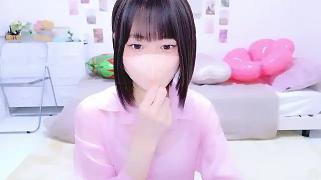 Im Yu-na online show from April 2026 08:28:02 PM