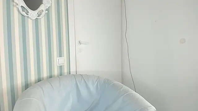 SakuFox online show from March 2025 07:17:01 PM