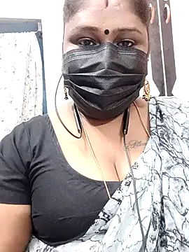 Snapshot of simran21 chatting on December 2024 09:20:01 PM simran21 online show from December 2024 09:20:01 PM