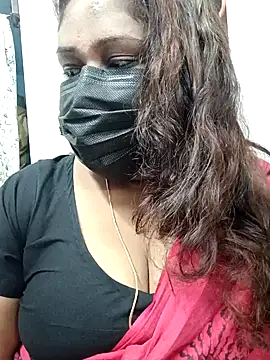 Snapshot of simran21 chatting on January 2025 11:47:02 AM simran21 online show from January 2025 11:47:02 AM