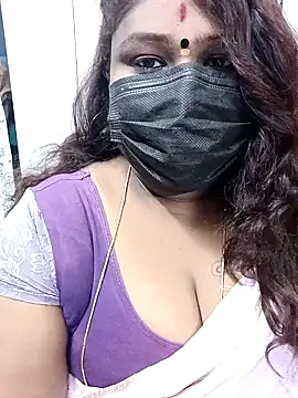 Snapshot of simran21 chatting on January 2025 07:27:01 PM simran21 online show from January 2025 07:27:01 PM