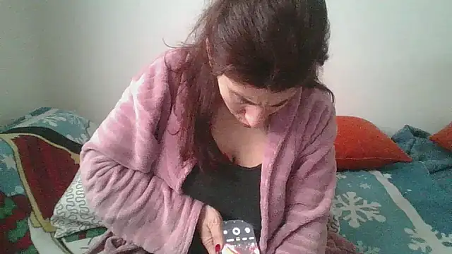 hairygirl80 online show from December 2025 09:49:01 AM