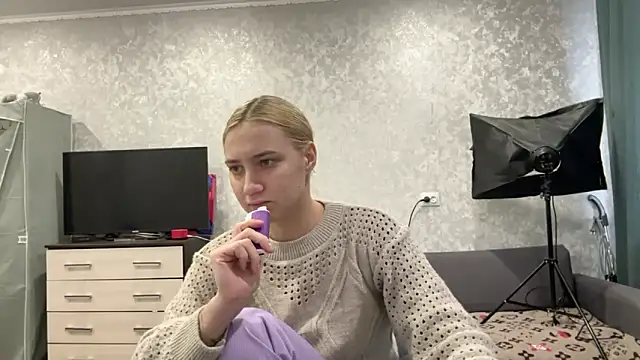 AnneBall online show from January 2025 09:18:02 AM