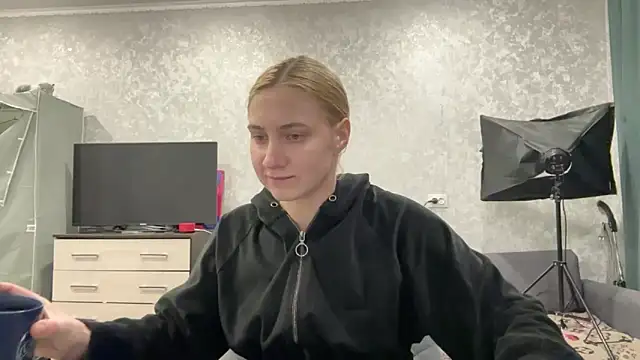 AnneBall online show from January 2025 04:04:02 PM