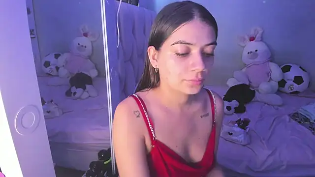 Snapshot of KittyKlum chatting on October 2025 05:14:01 PM KittyKlum online show from October 2025 05:14:01 PM