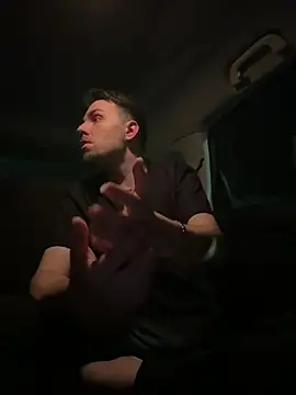 Snapshot of malikwrightstrips chatting on March 2026 02:06:02 AM malikwrightstrips online show from March 2026 02:06:02 AM