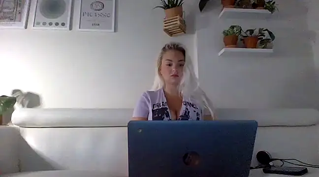 badblondebunny online show from March 2025 11:56:02 PM