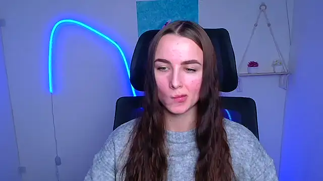 Eva Janee online show from February 2026 12:31:01 PM