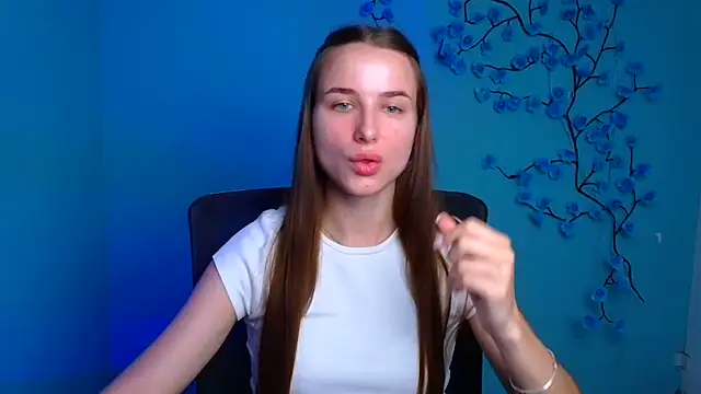 Eva Janee online show from July 2026 05:46:02 AM
