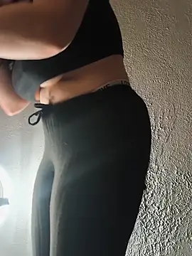 Anyonymuss online show from December 2025 03:20:01 PM