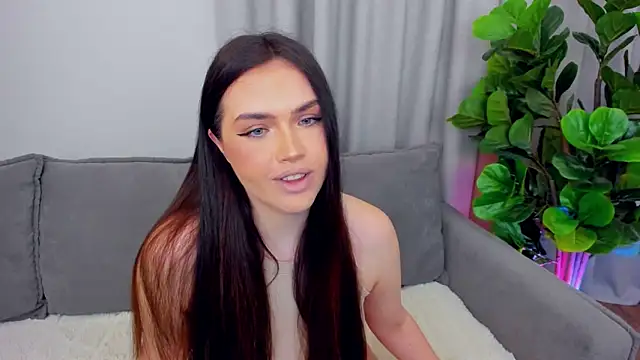 sexyangeloux online show from May 2026 08:57:02 PM