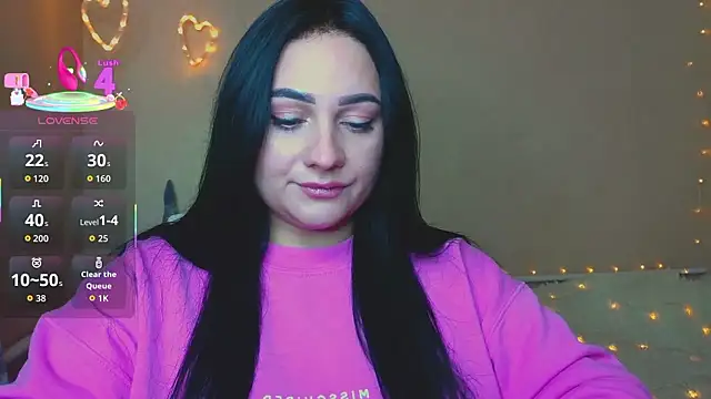 Emelyblum online show from November 2025 08:30:01 PM