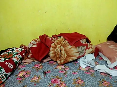 Sexyranibhabhi online show from February 2026 02:08:02 AM