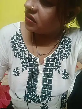 Snapshot of Sexyranibhabhi chatting on June 2026 03:55:02 PM Sexyranibhabhi online show from June 2026 03:55:02 PM
