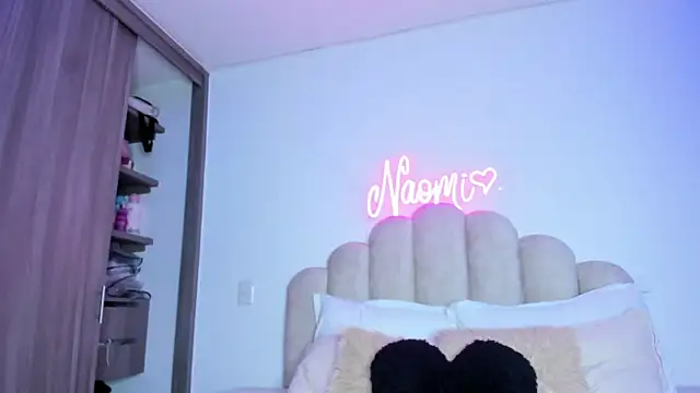 NaomiAsha online show from February 2026 08:20:01 PM