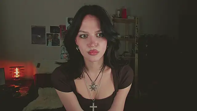 Niky  Jess online show from April 2026 05:17:01 PM