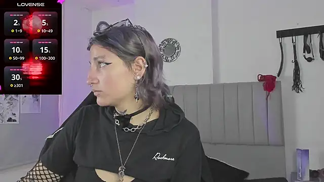 SukiFuyu  online show from March 2025 12:19:02 PM