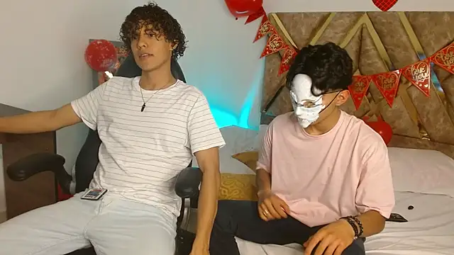 Snapshot of nickolas_moon chatting on February 2025 12:52:02 AM nickolas moon online show from February 2025 12:52:02 AM