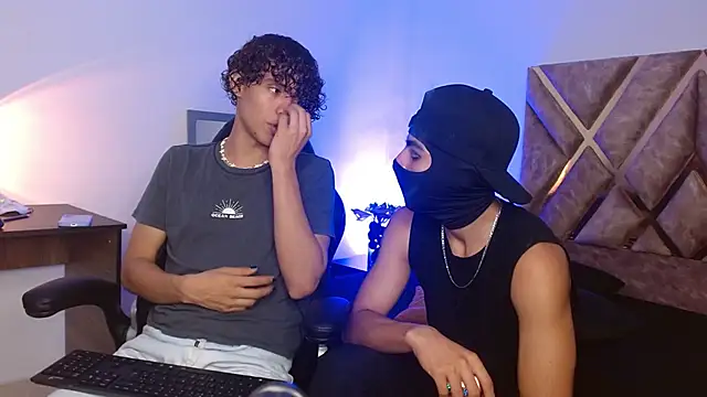 Snapshot of nickolas_moon chatting on February 2025 01:53:02 PM nickolas moon online show from February 2025 01:53:02 PM