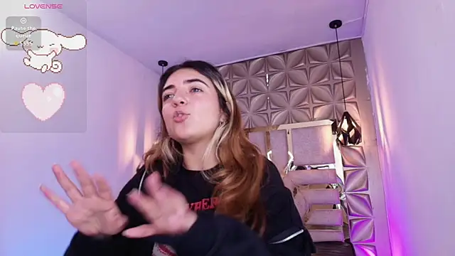 meraki fraise online show from October 2025 08:20:01 PM