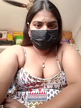 Hotmilfxox online show from January 2025 08:15:01 AM