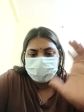 Hotmilfxox online show from April 2026 04:40:02 PM