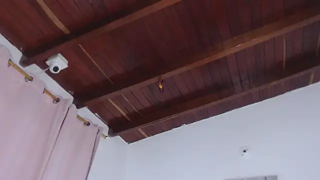 Amara Red online show from October 2025 11:20:02 AM