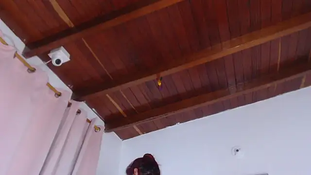 Amara Red online show from February 2026 10:53:02 AM