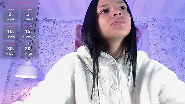 Snapshot of Zoee_babygirl chatting on December 2024 01:06:02 PM Zoee babygirl online show from December 2024 01:06:02 PM