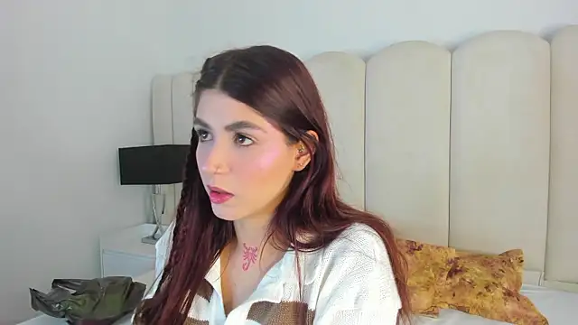 Snapshot of AnnyCherry_ chatting on February 2026 12:53:01 AM AnnyCherry online show from February 2026 12:53:01 AM