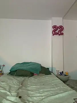 Snapshot of AnnyCherry_ chatting on February 2026 12:37:02 AM AnnyCherry online show from February 2026 12:37:02 AM