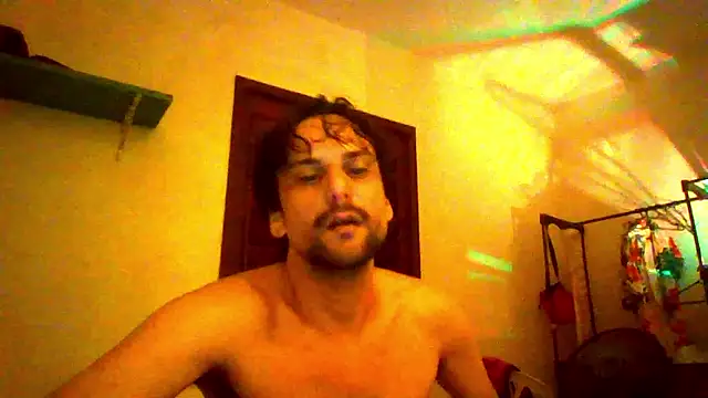 Snapshot of couplemilk chatting on June 2026 12:59:02 AM couplemilk online show from June 2026 12:59:02 AM