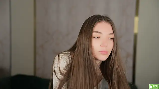 Snapshot of Sweet_Alinka7 chatting on February 2025 07:33:02 AM Sweet Alinka7 online show from February 2025 07:33:02 AM