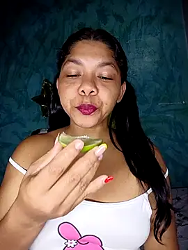 Snapshot of DIORA_Latina chatting on July 2026 03:48:01 AM DIORA Latina online show from July 2026 03:48:01 AM