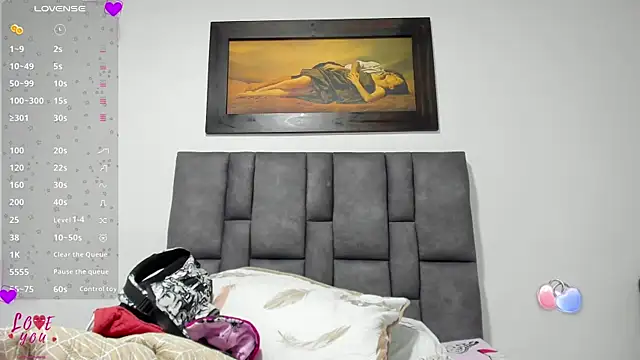 Vahiolet smith online show from April 2026 03:33:02 AM