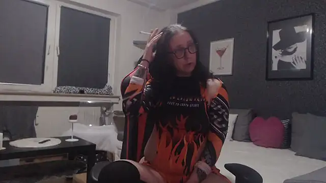 Snapshot of EiskalterEngel74 chatting on February 2025 09:48:01 PM EiskalterEngel74 online show from February 2025 09:48:01 PM