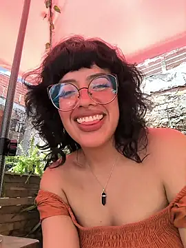 Snapshot of Fun_Everywhere chatting on February 2026 05:14:01 PM Fun Everywhere online show from February 2026 05:14:01 PM