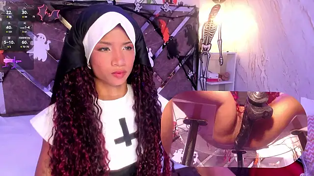 SofiRey  online show from October 2025 01:56:02 PM