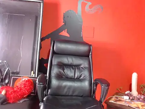 KLOE PIELL online show from February 2026 09:19:01 PM