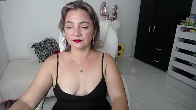 Ghada milf online show from January 2025 11:44:02 PM