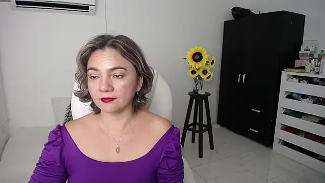 Ghada milf online show from March 2025 05:38:02 PM