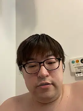 Snapshot of yuuki198912 chatting on October 2025 03:20:02 PM yuuki198912 online show from October 2025 03:20:02 PM